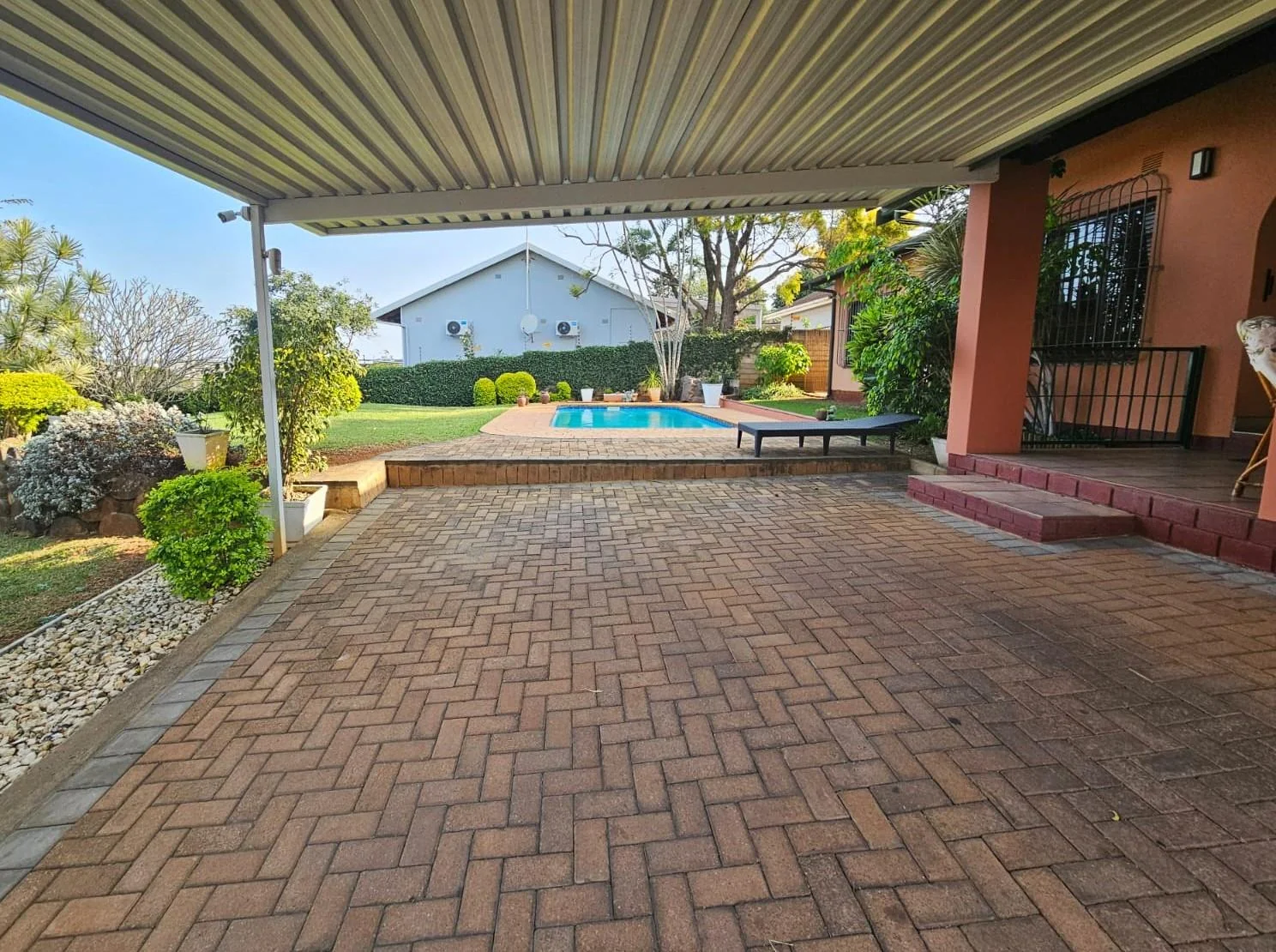 Tranquil and neat 3 bedroomed home in Grantham Park