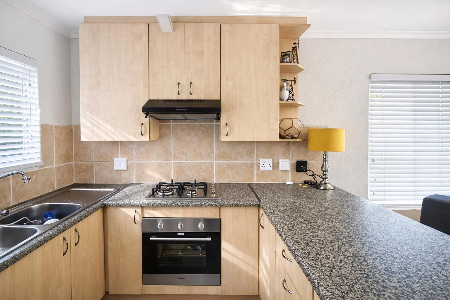 On Show 18th April from 11am - 13h00 :<br/>Modern Double-Storey Family Home with Solar, Water Tanks and Beautiful Garden.