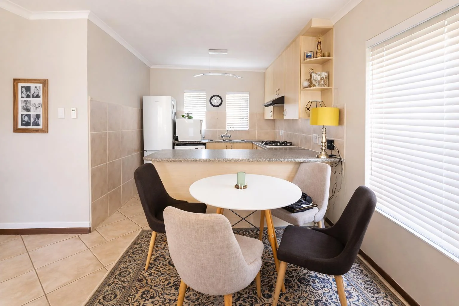 On Show 18th April from 11am - 13h00 :<br/>Modern Double-Storey Family Home with Solar, Water Tanks and Beautiful Garden.