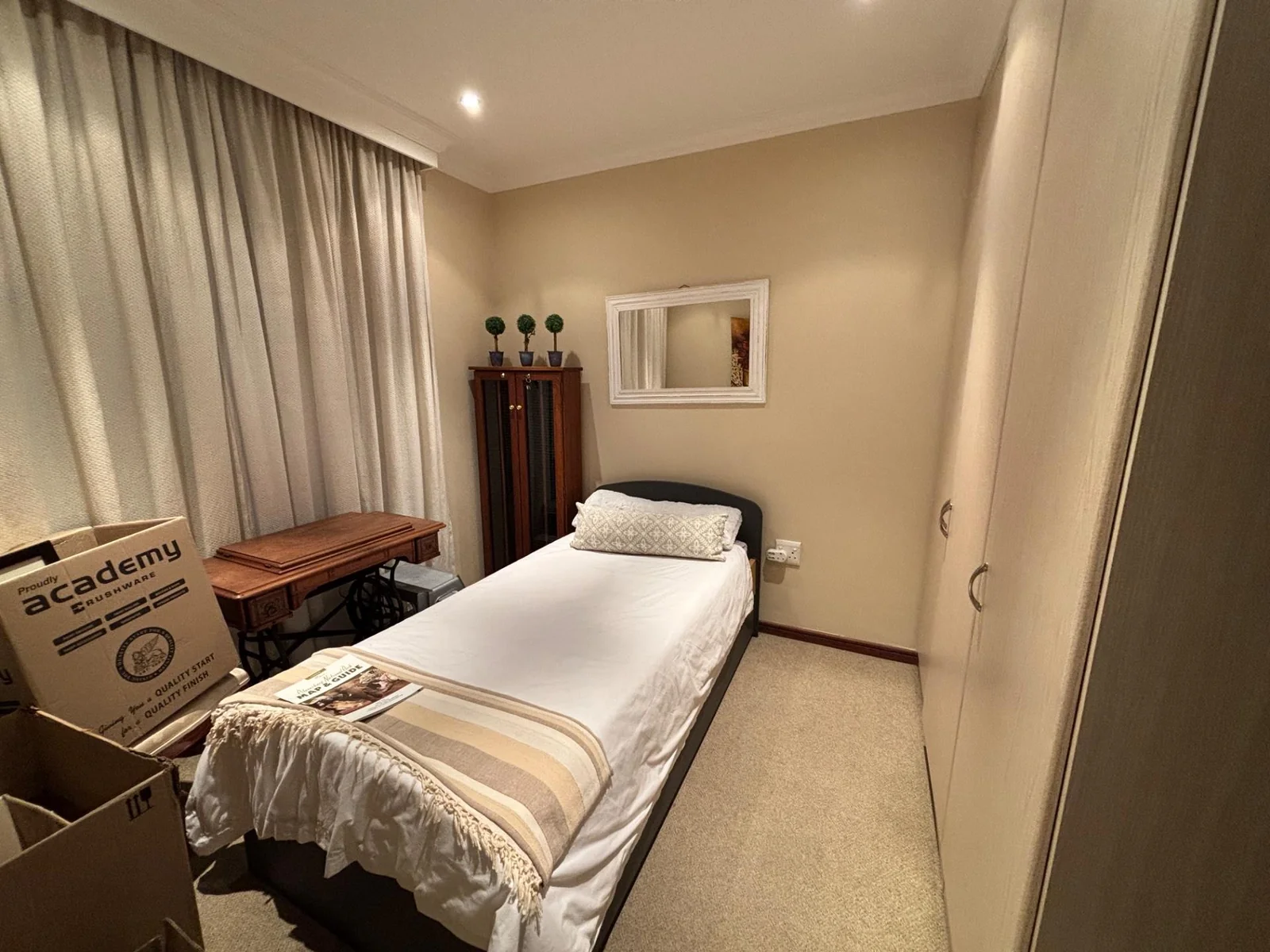 RETIREMENT LIVING AT IT'S BEST!!