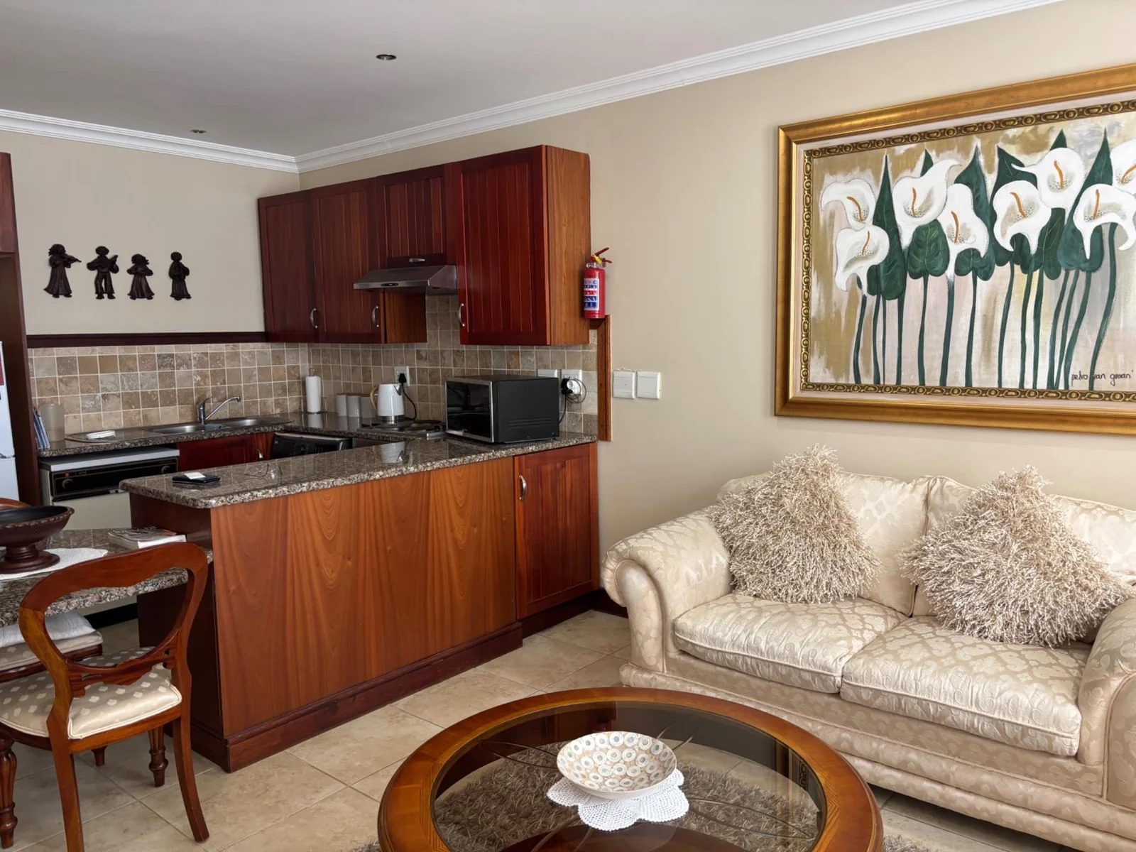 RETIREMENT LIVING AT IT'S BEST!!