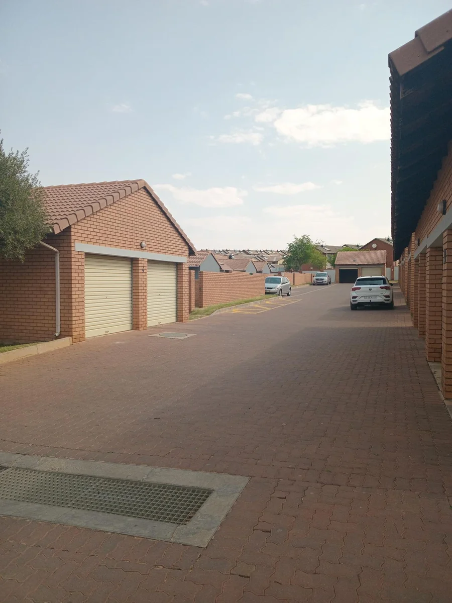 A  2 bed and 1 bath apartment in Sagewood