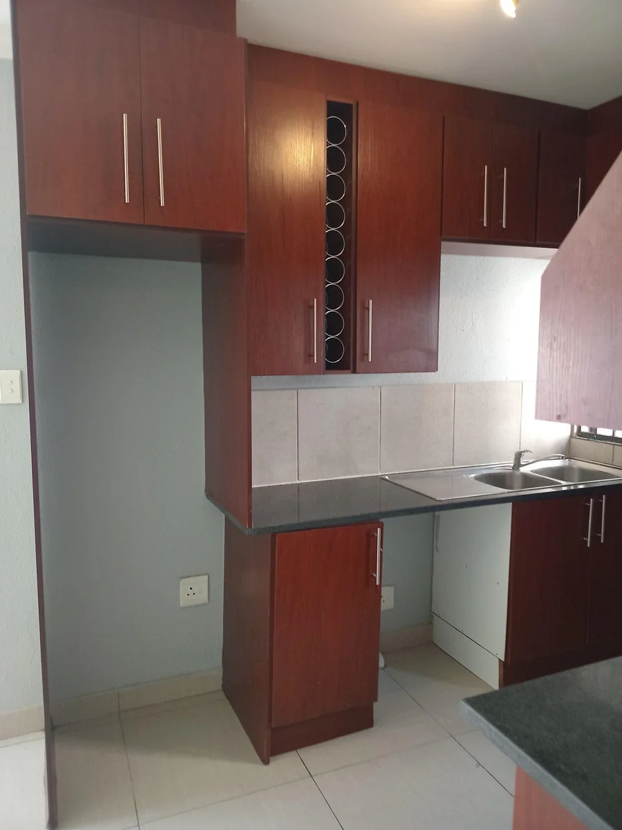 A  decent 3 bed 2 bath family house