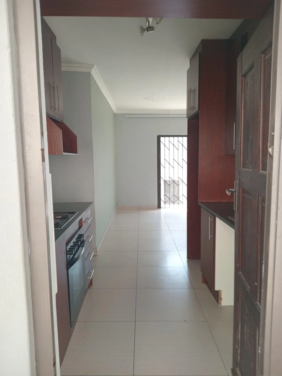 A  decent 3 bed 2 bath family house