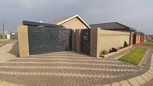 Palm Springs, Evaton