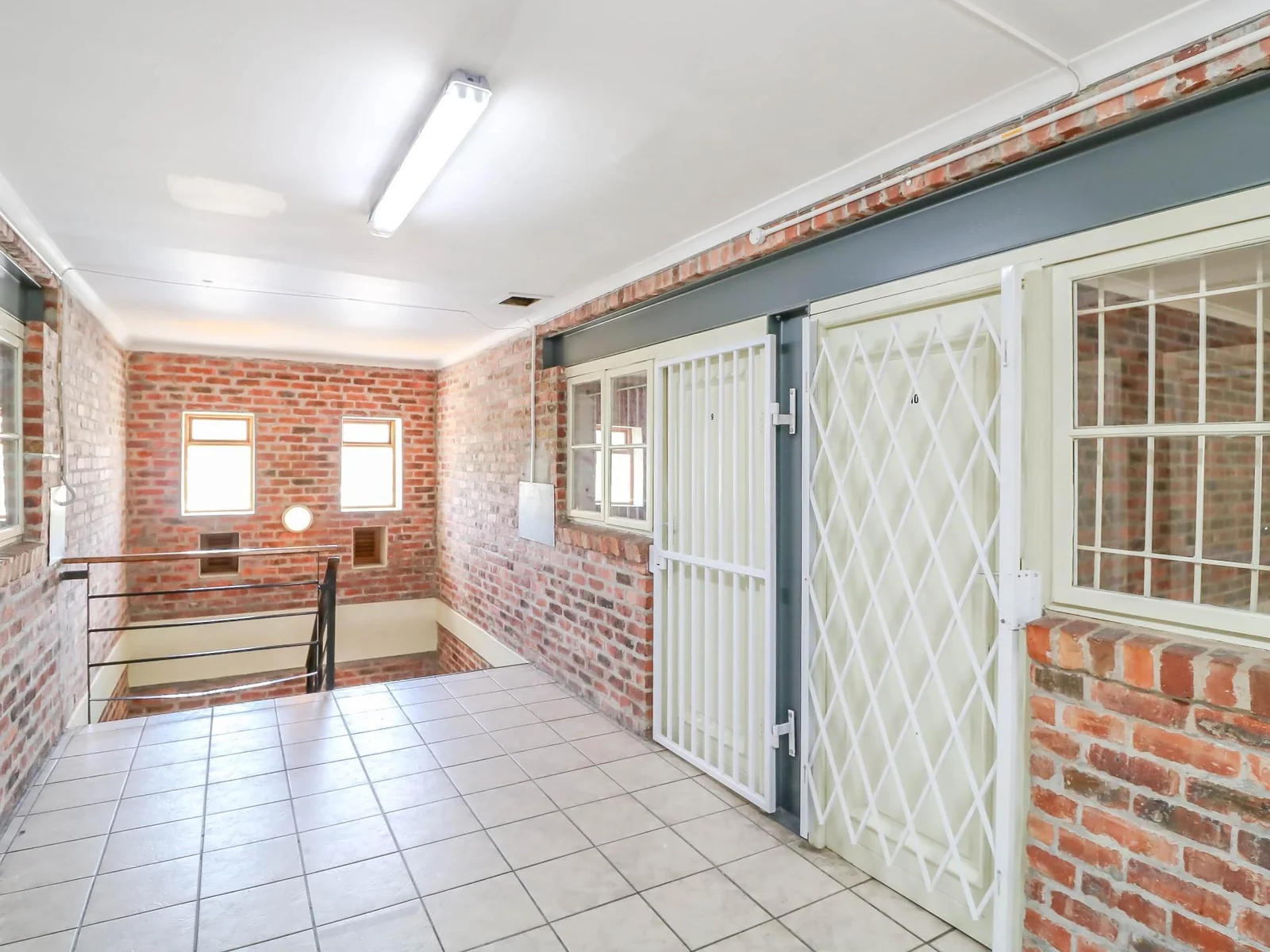 Contemporary two-bedroom apartment in Stellenbosch Central with prime investment appeal