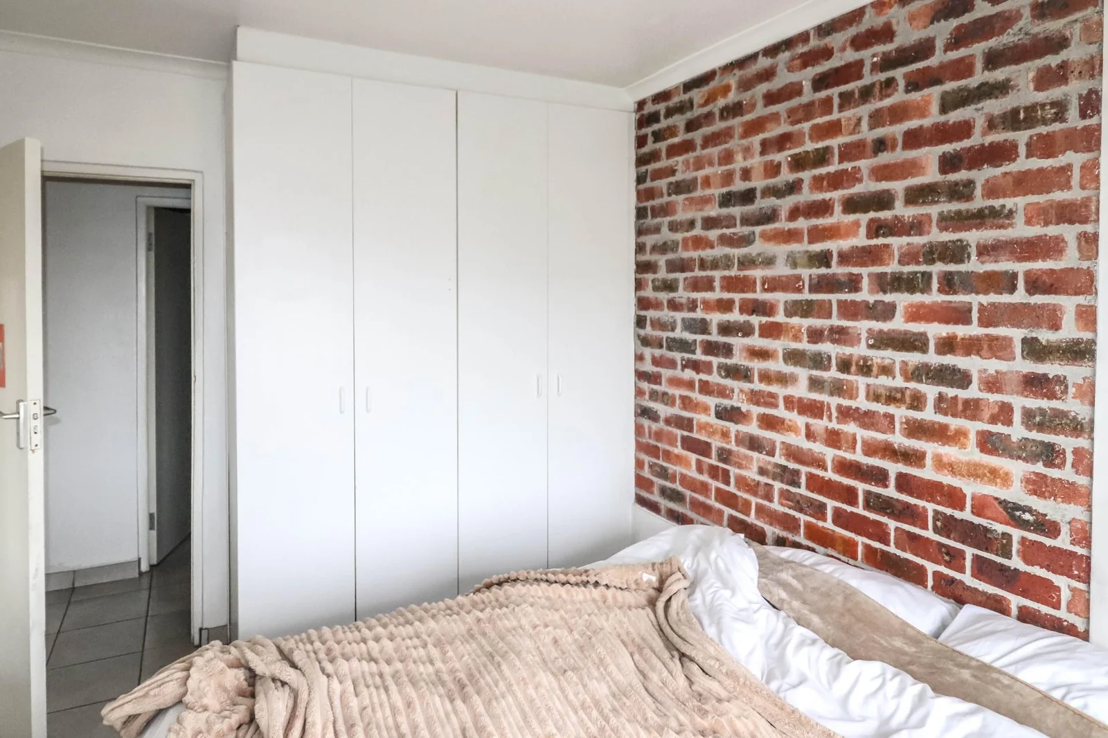 Contemporary two-bedroom apartment in Stellenbosch Central with prime investment appeal