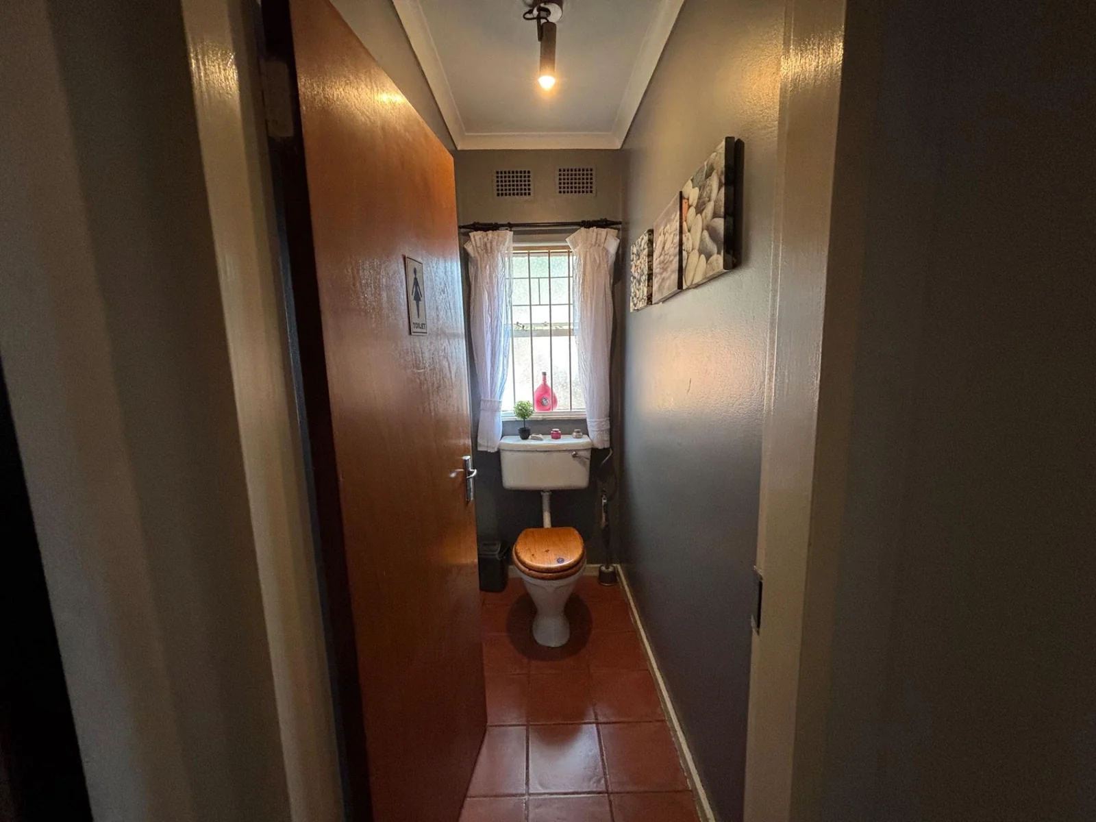 NEW LISTING ...... HOUSE WITH FLAT AND BOREHOLE!