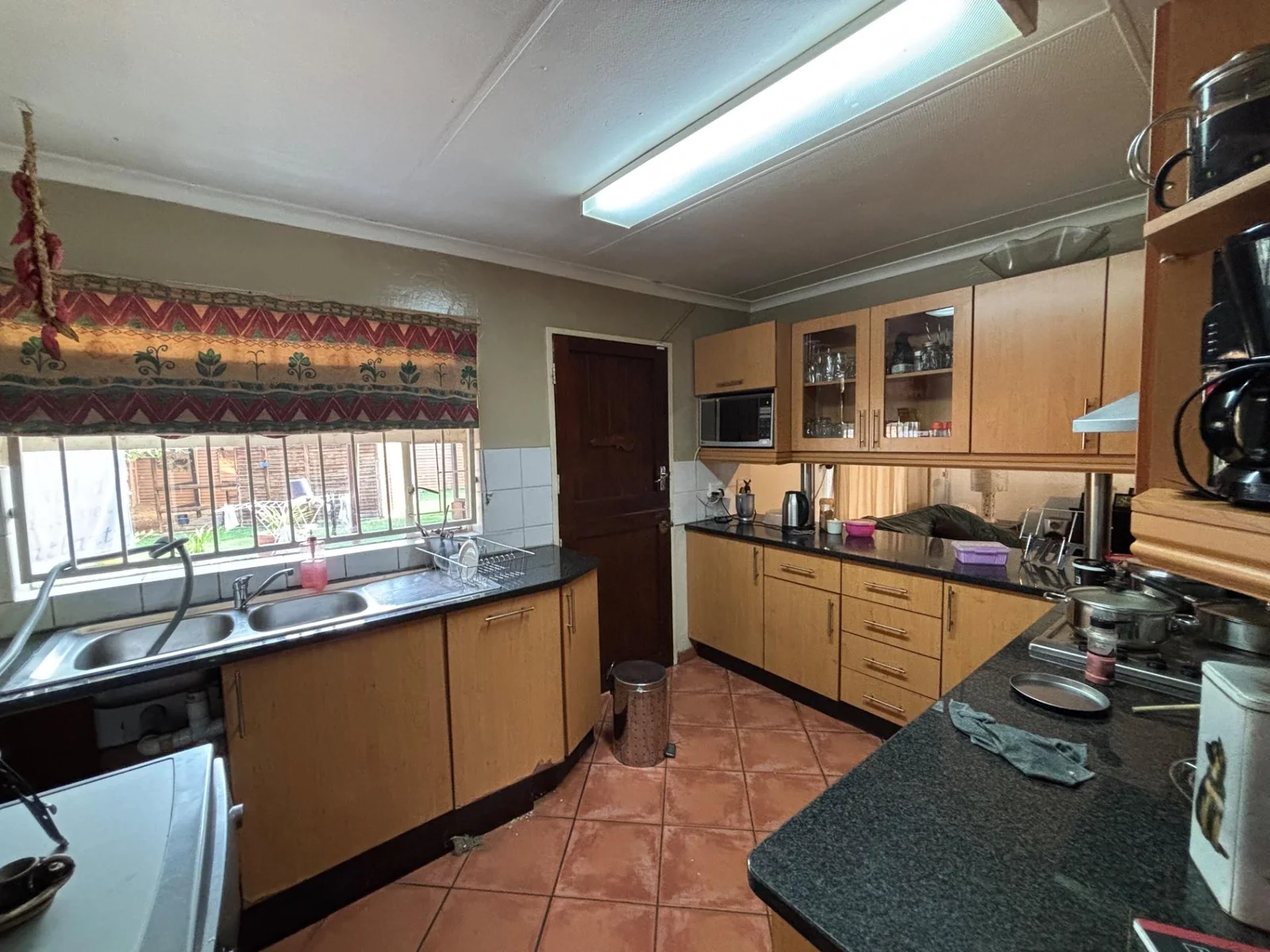 NEW LISTING ...... HOUSE WITH FLAT AND BOREHOLE!