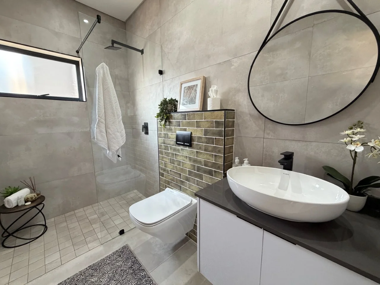 Opulence at every angle, brand-new PROPERTY  in the popular Fountain Brook  Estate.