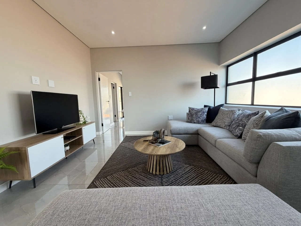 Brand-new modern TURNKEY PROPERTY AVAILABLE, on a corner stand  in Fountain Brook Estate.