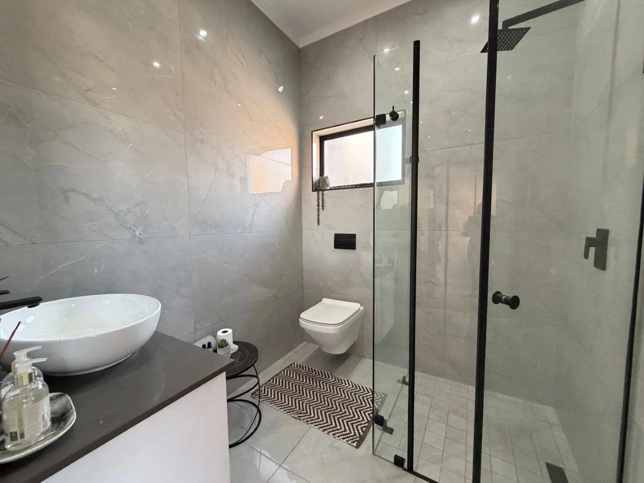 Brand-new modern TURNKEY PROPERTY AVAILABLE, on a corner stand  in Fountain Brook Estate.