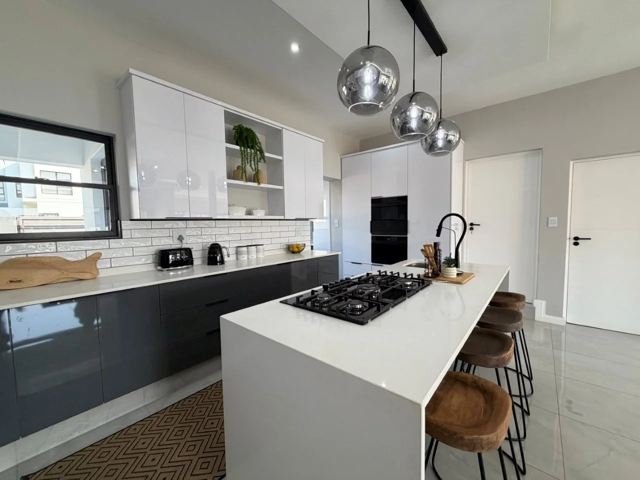 Brand-new modern TURNKEY PROPERTY AVAILABLE, on a corner stand  in Fountain Brook Estate.