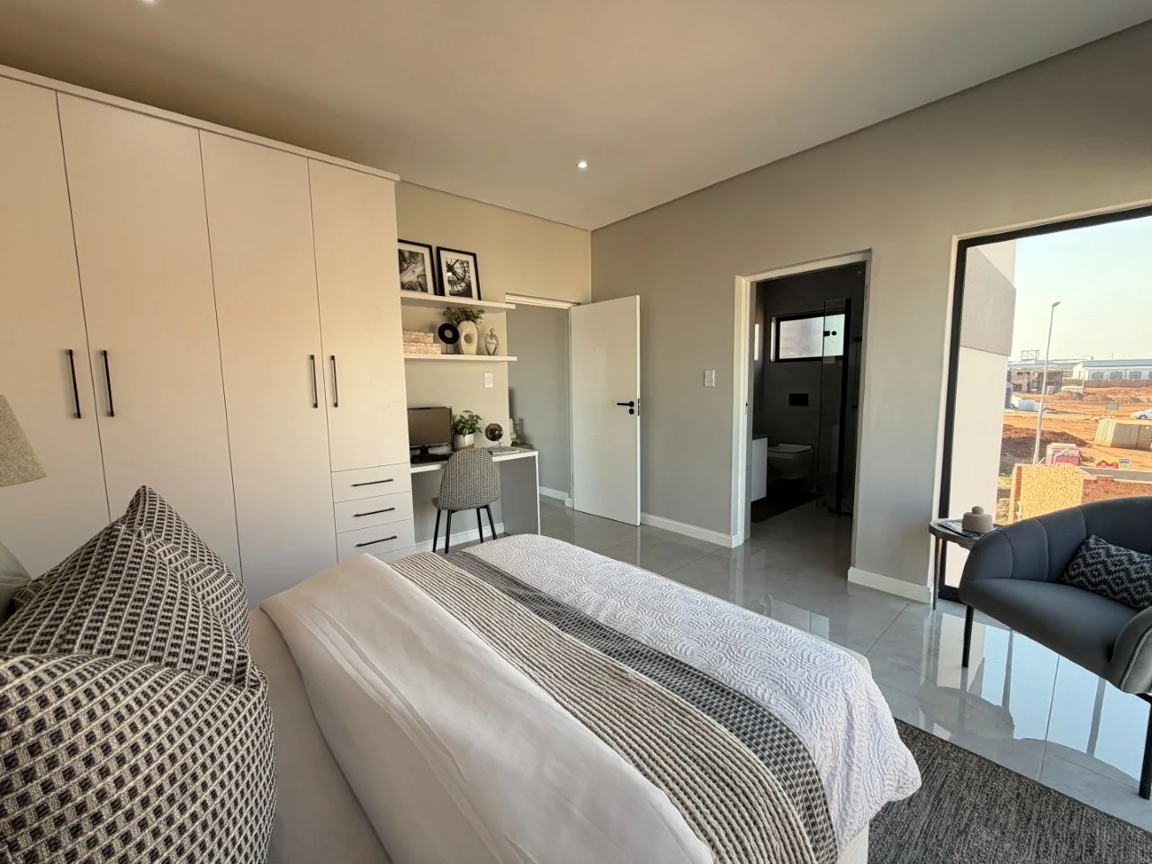 Brand-new modern TURNKEY PROPERTY AVAILABLE, on a corner stand  in Fountain Brook Estate.