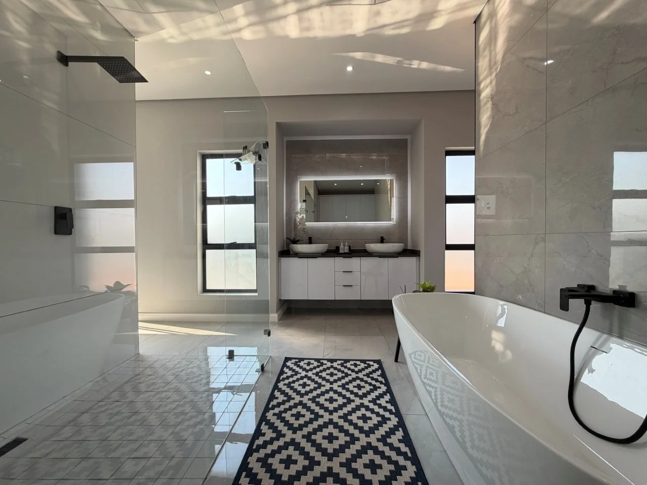 Brand-new modern TURNKEY PROPERTY AVAILABLE, on a corner stand  in Fountain Brook Estate.