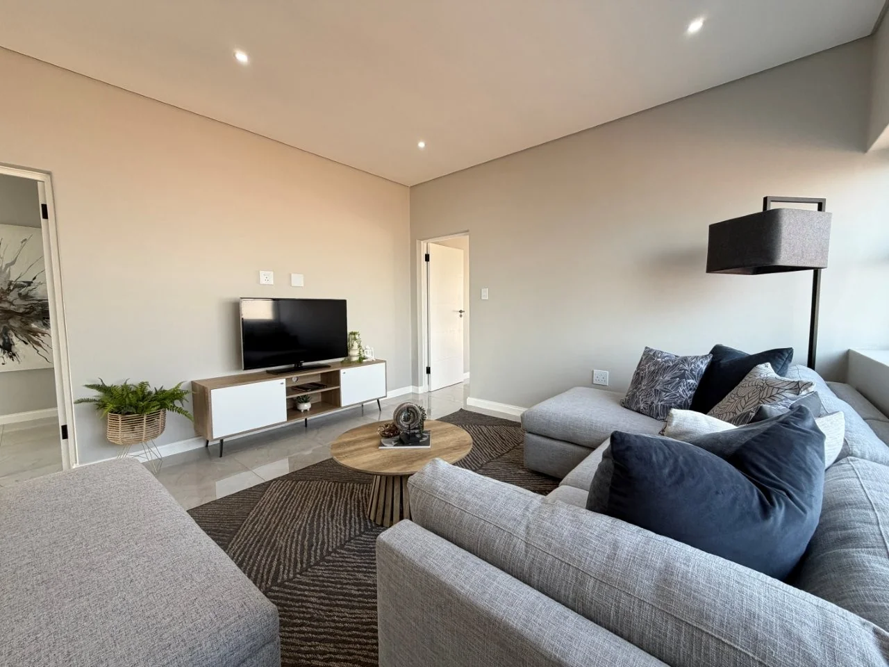 Brand-new modern TURNKEY PROPERTY AVAILABLE, on a corner stand  in Fountain Brook Estate.
