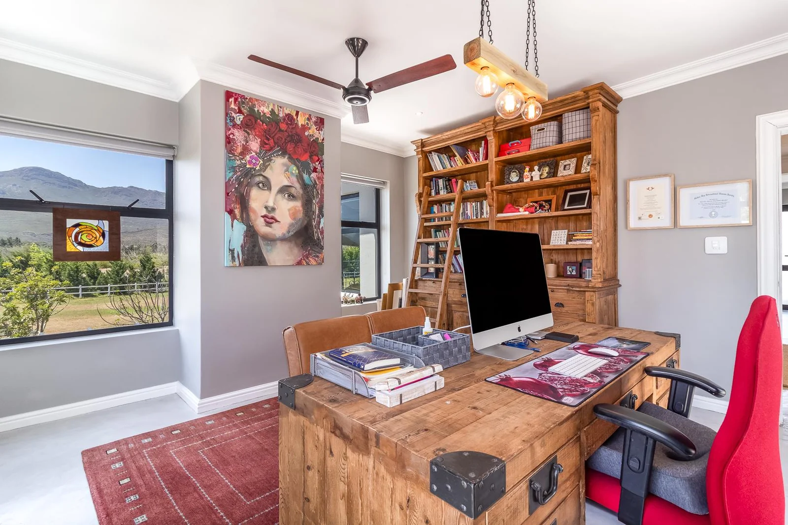 Exquisite 4 Bedroom Home in Val de Vie Estate