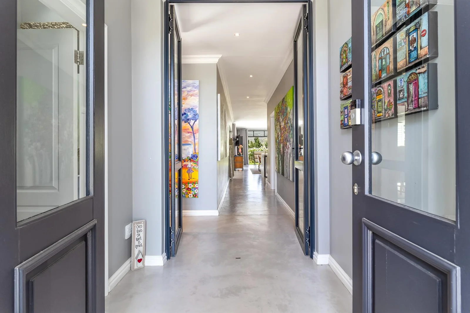 Exquisite 4 Bedroom Home in Val de Vie Estate