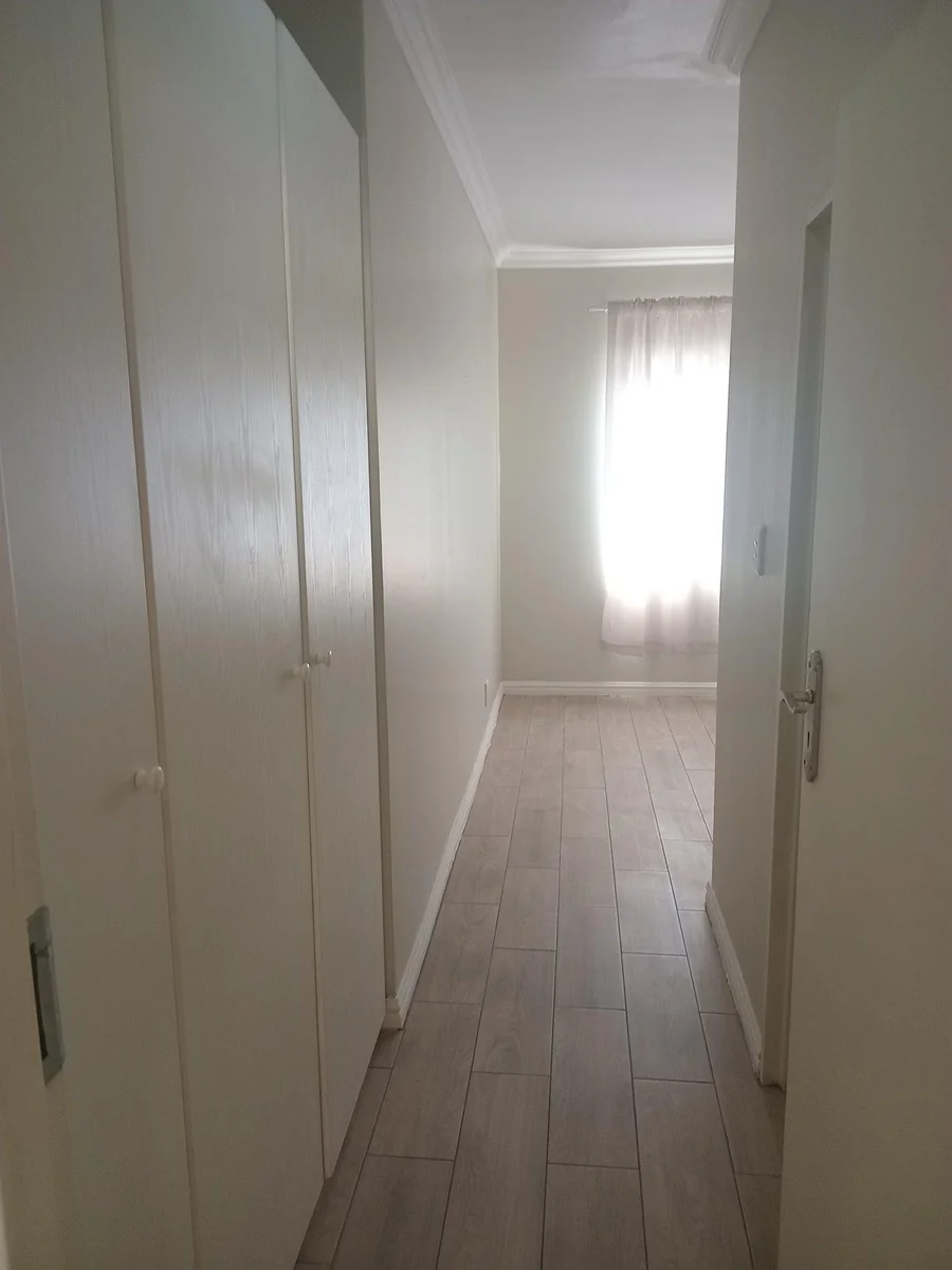 A lovely 2 Bed, 2 bath Apartment in Halfway House, Midrand