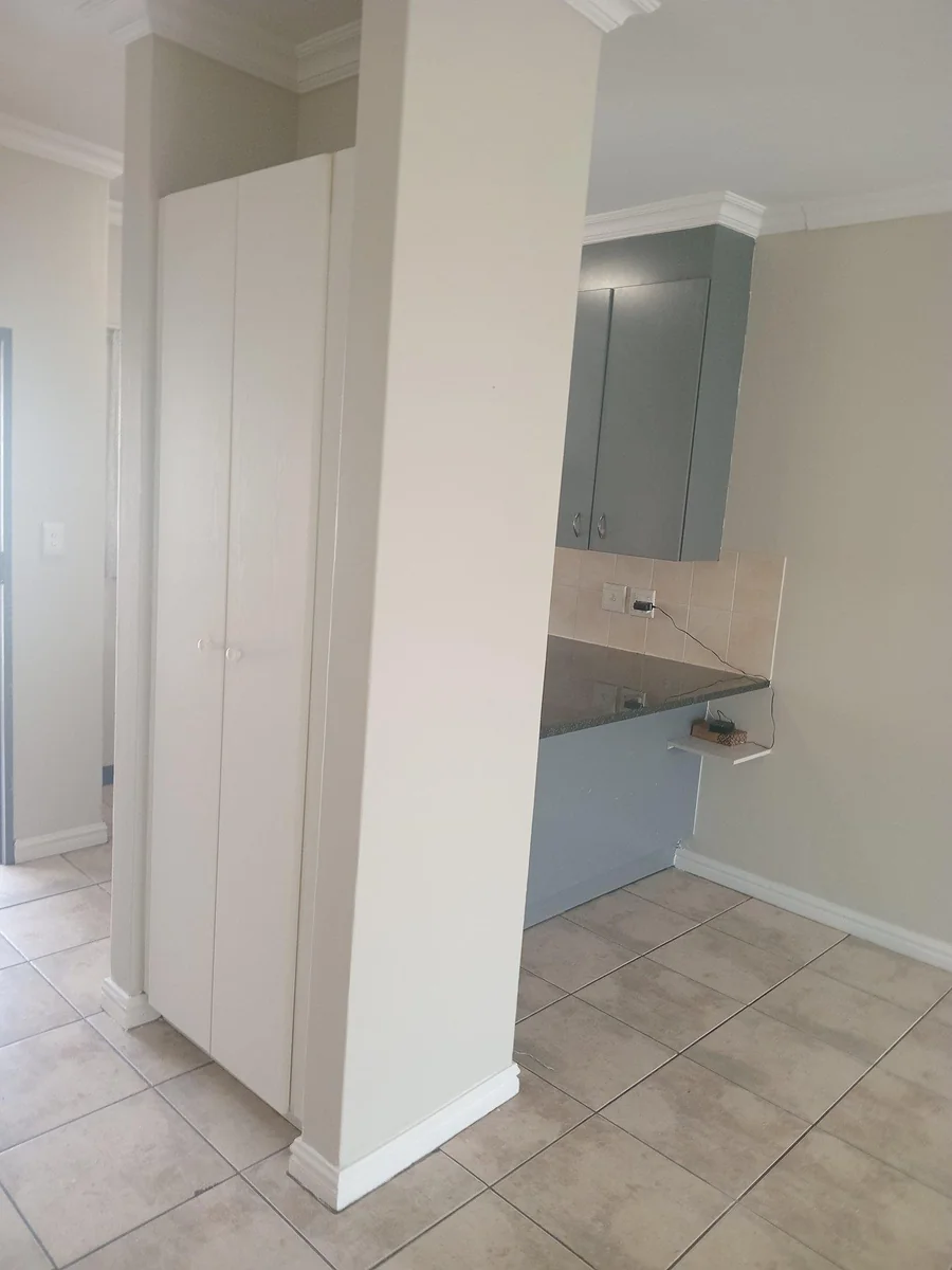 A lovely 2 Bed, 2 bath Apartment in Halfway House, Midrand