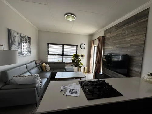 Greenstone Hill, Edenvale