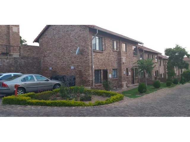 Duplex apartment for sale in Halfway Garden