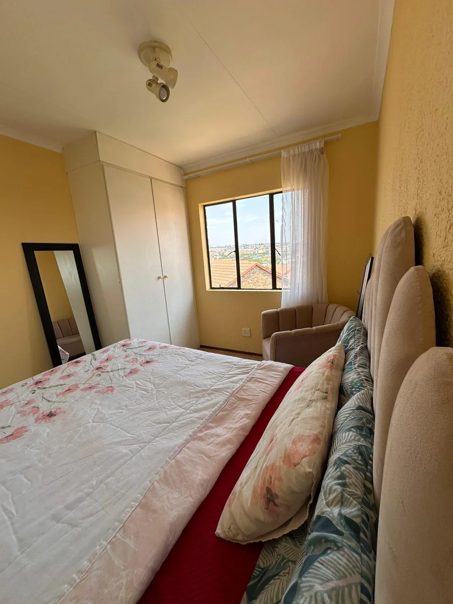 Duplex apartment for sale in Halfway Garden