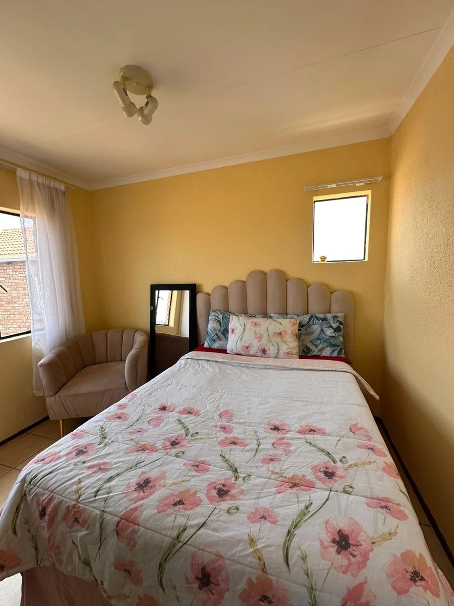 Duplex apartment for sale in Halfway Garden