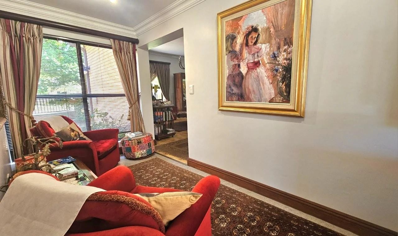 GENEROUS, PRACTICAL, BEAUTIFUL AND NEAT .<br/>