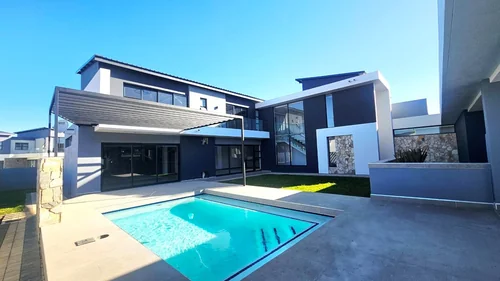 Midstream Heights, Centurion