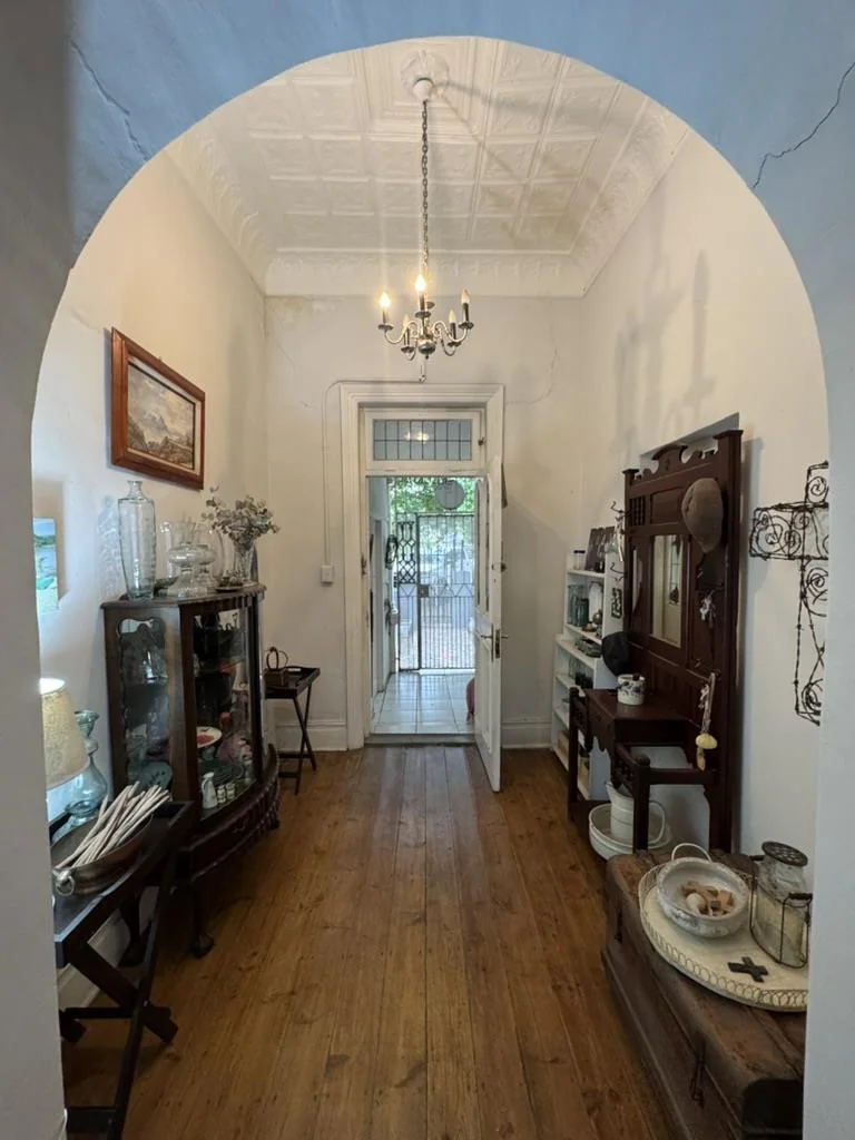 BEAUTIFUL SPACIOUS HOUSE IN A QUITE AREA