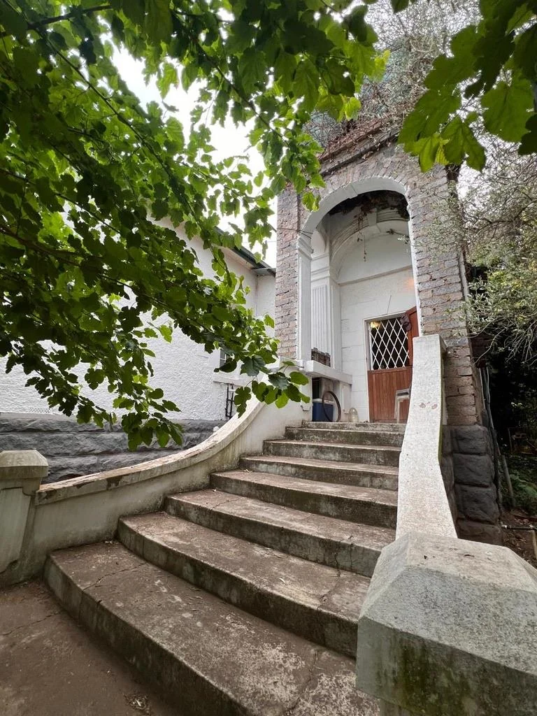 BEAUTIFUL SPACIOUS HOUSE IN A QUITE AREA