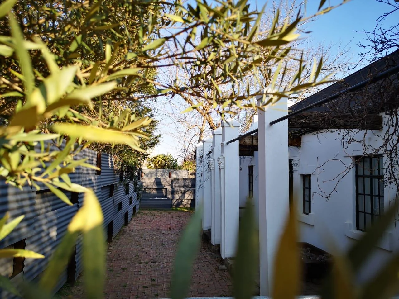 BEAUTIFUL SPACIOUS HOUSE IN A QUITE AREA