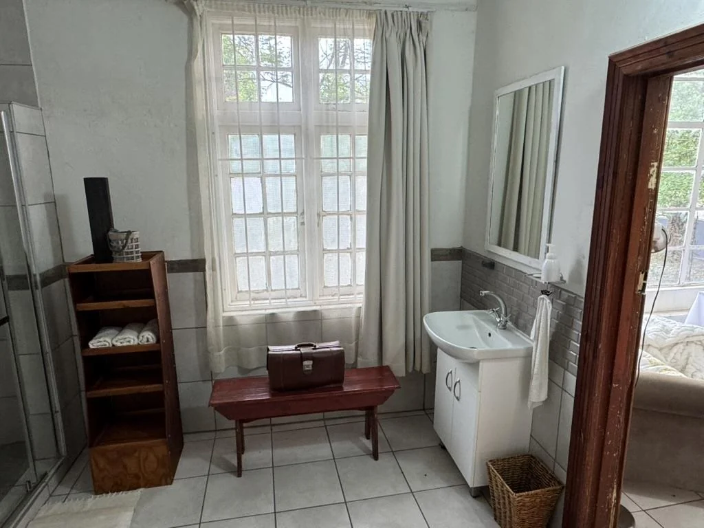 BEAUTIFUL SPACIOUS HOUSE IN A QUITE AREA