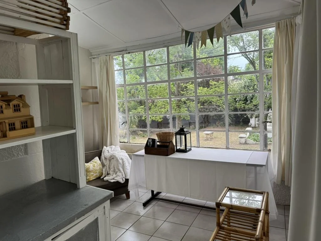 BEAUTIFUL SPACIOUS HOUSE IN A QUITE AREA