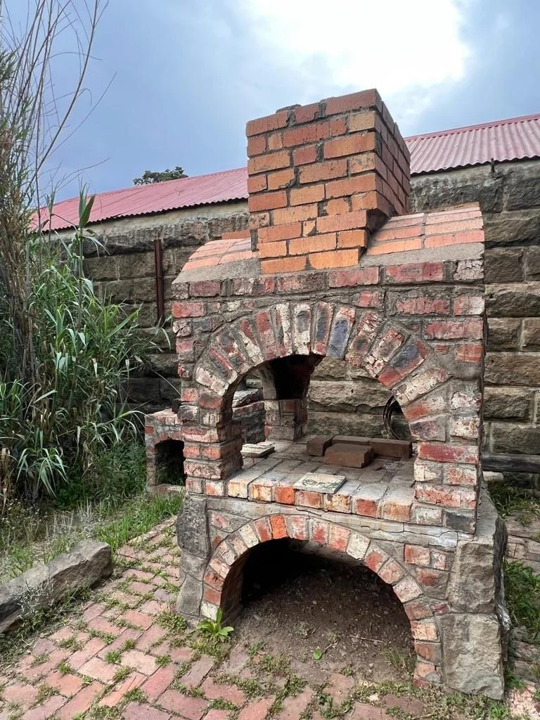 BEAUTIFUL SPACIOUS HOUSE IN A QUITE AREA