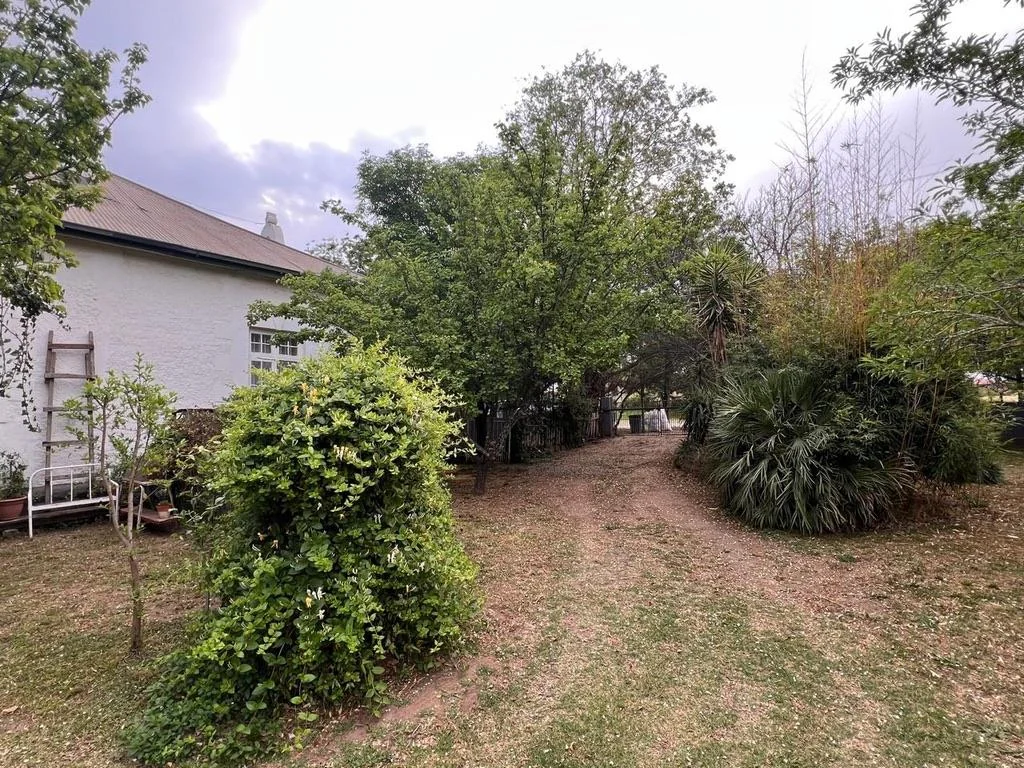 BEAUTIFUL SPACIOUS HOUSE IN A QUITE AREA