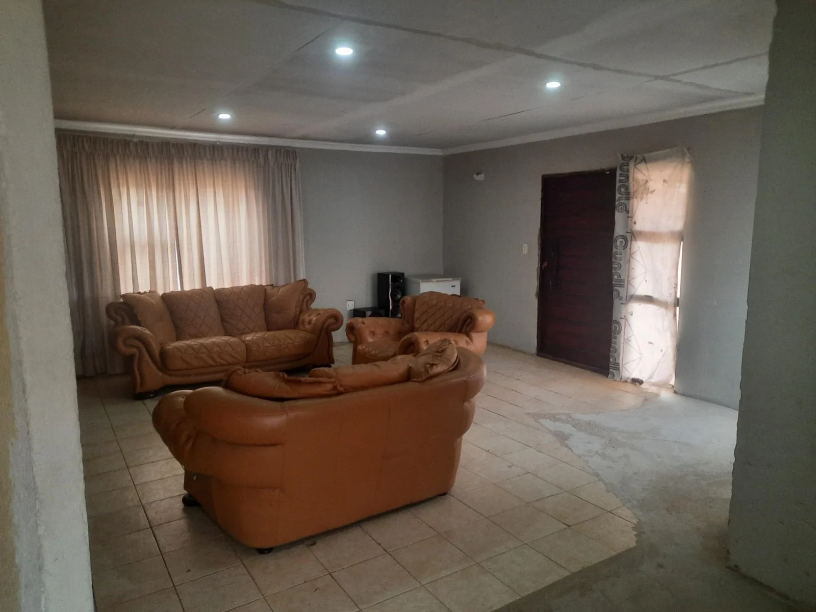 House For Sale in Soweto, Dobsonville