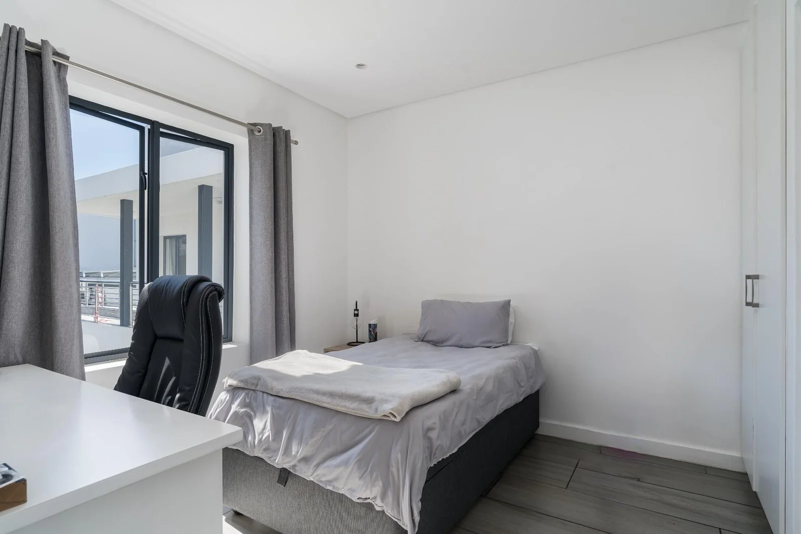 Stylish Apartment for Sale in Stellenbosch