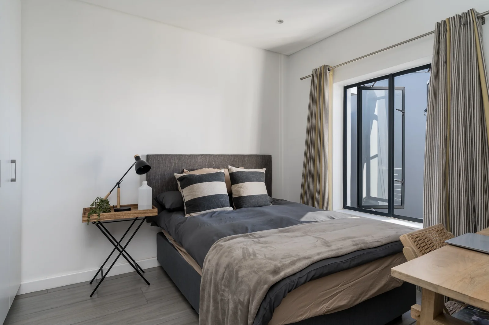 Modern apartment for sale in Stellenbosch