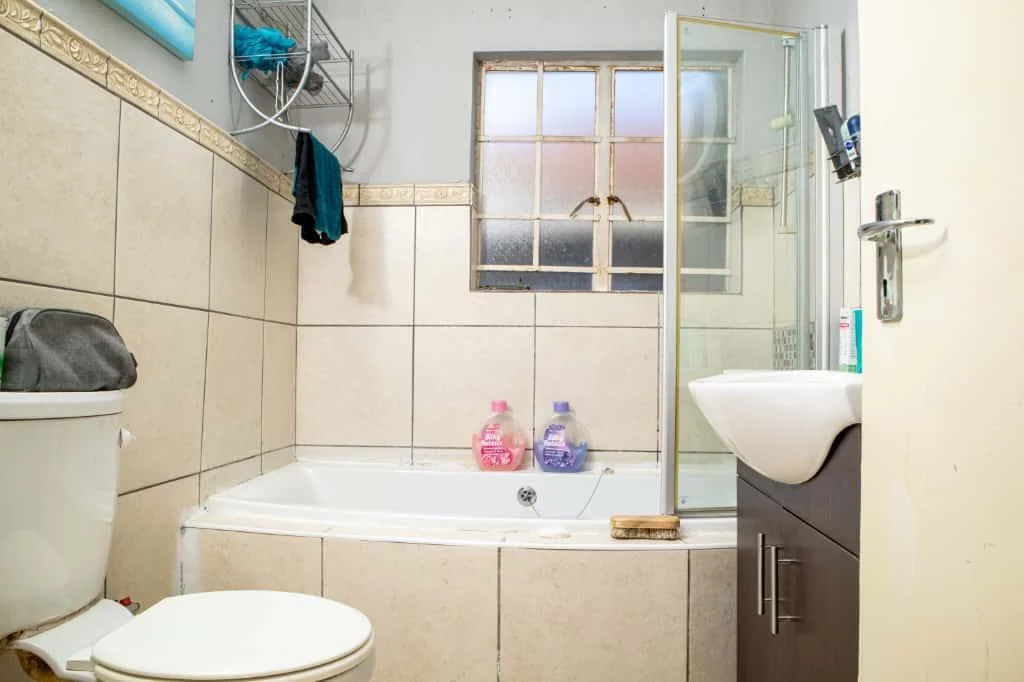 “Secure, Stylish and Solar-Powered Living in Kaldare Estate”