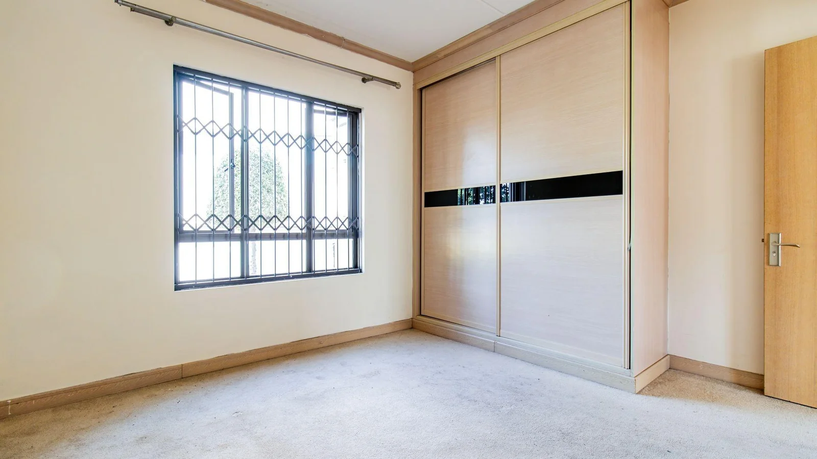 Ground Floor Apartment For Sale