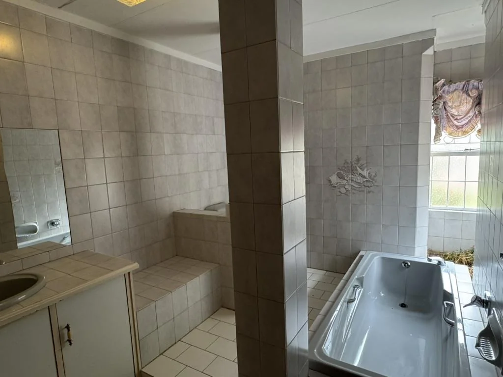 Stunning four-bedroom house next to the wildlife Park.