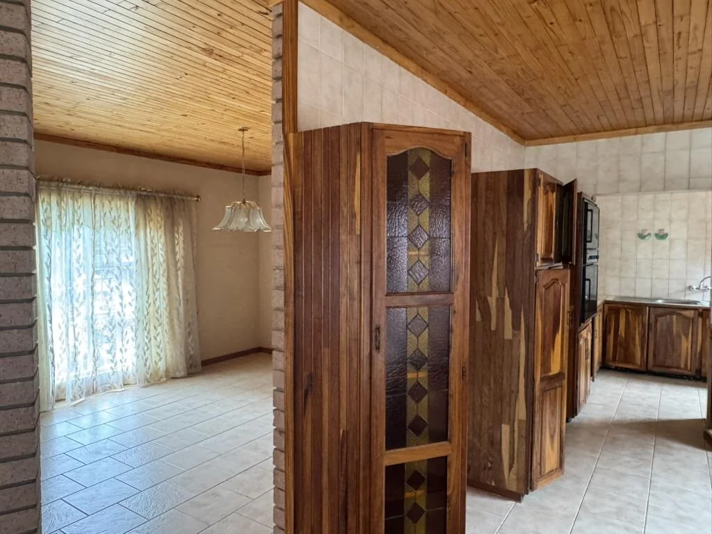 Stunning four-bedroom house next to the wildlife Park.