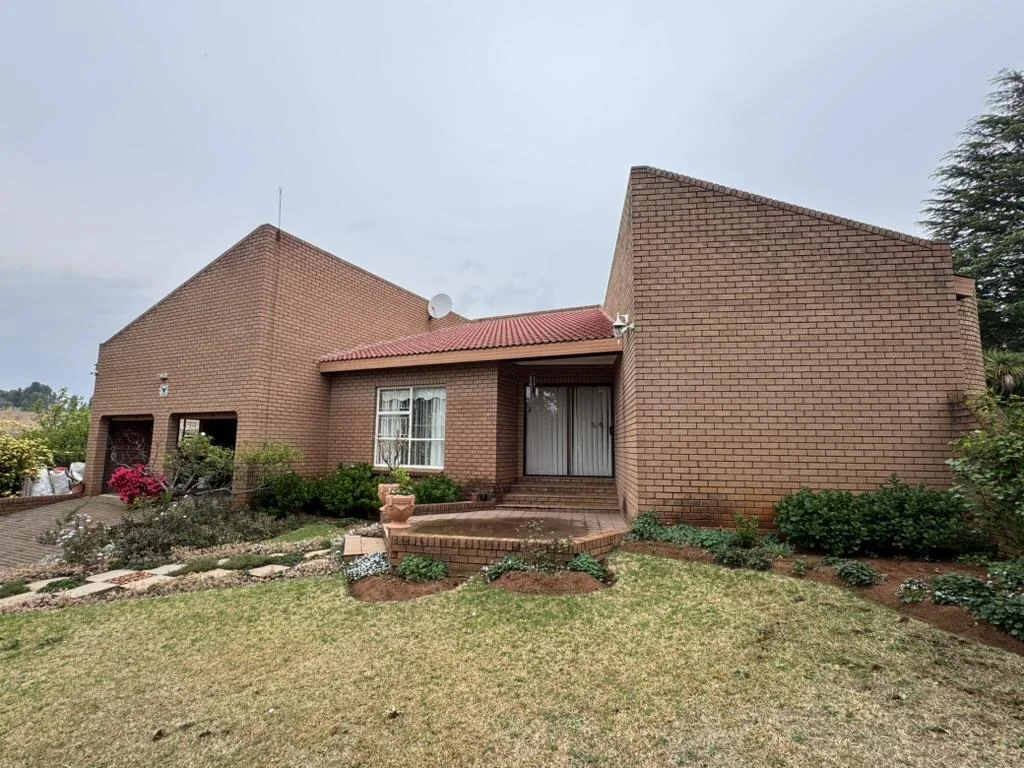 Stunning four-bedroom house next to the wildlife Park.