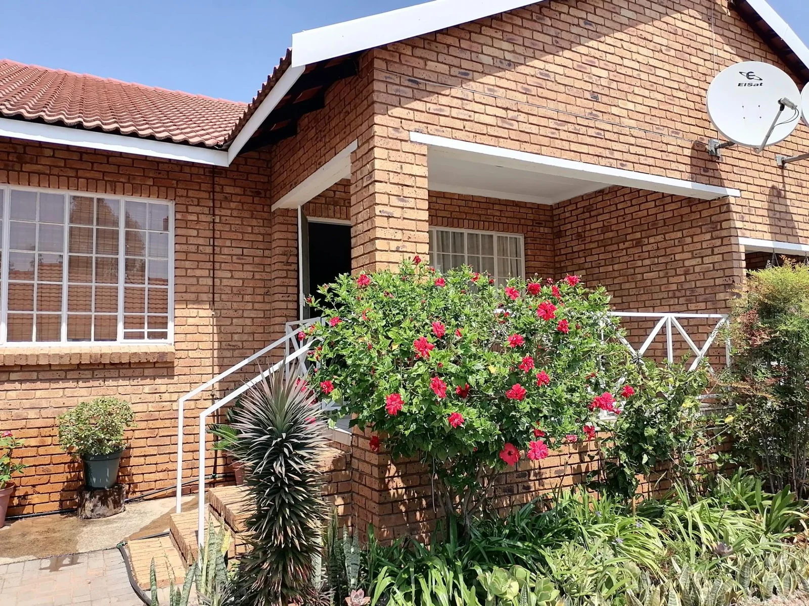 Spacious townhouse for sale