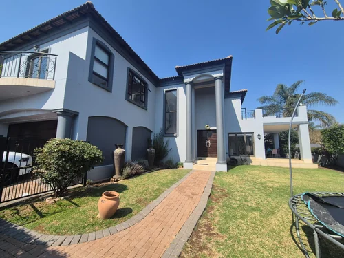 Greenstone Hill, Edenvale
