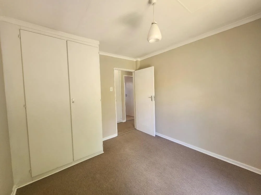 Simplex  in Retirement Village in Equestria.