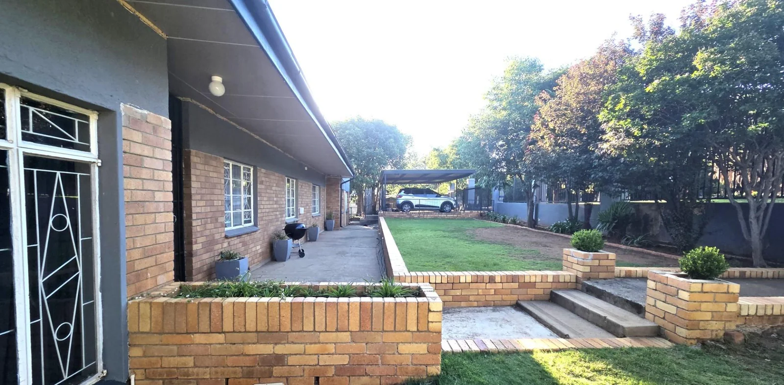 Live Comfortably, Earn Instantly — Home with Flatlet in Top Location