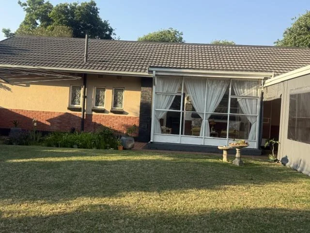 3 Bedroom House for sale in Witpoortjie